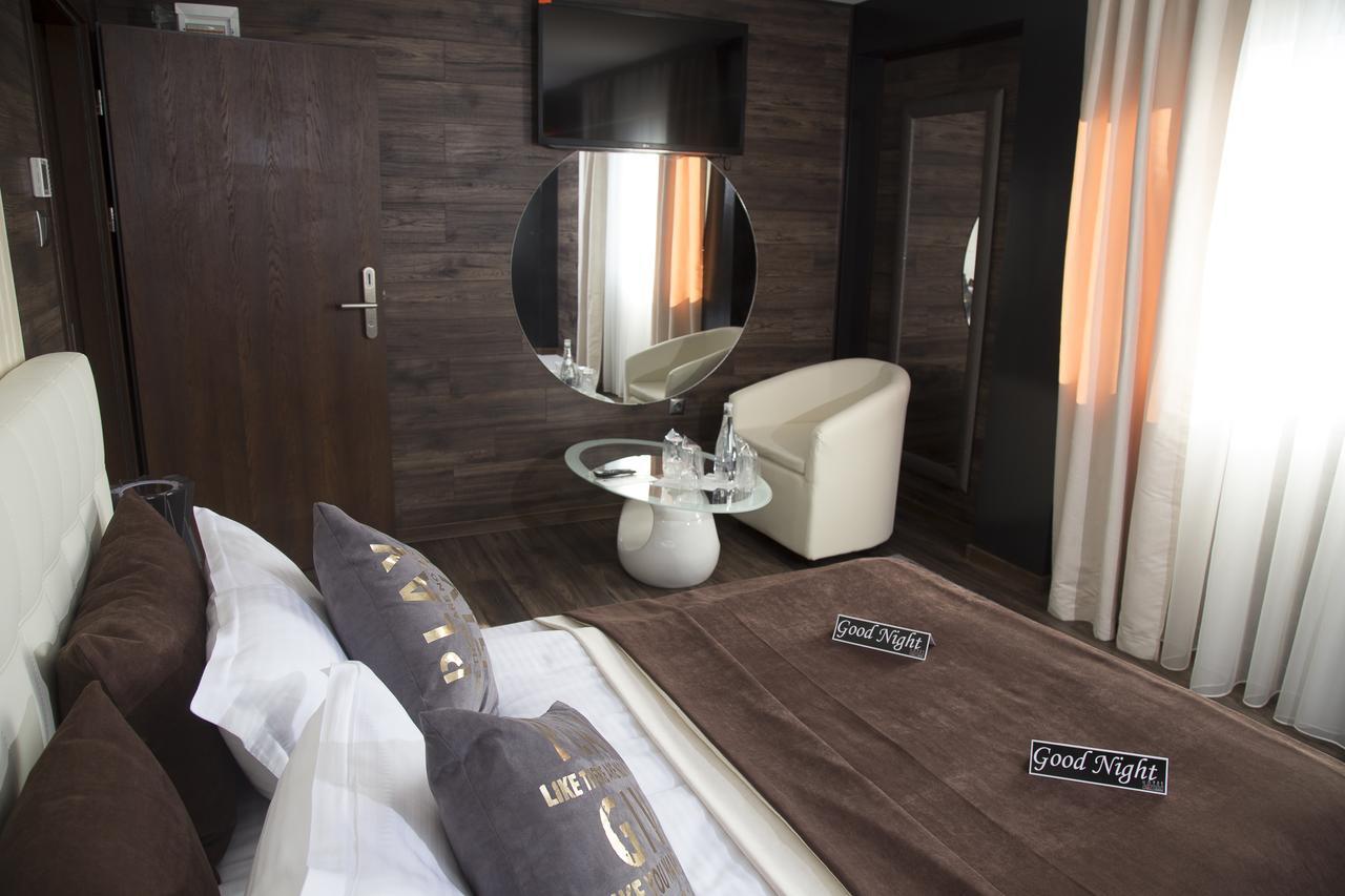 Acktion Deluxe Hotel Sjoemen Buitenkant foto